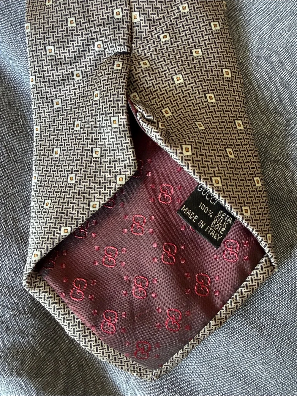 Gucci Brown Micro-Pattern Silk Tie with Yellow Accent